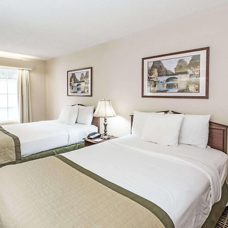 Baymont By Wyndham Valdosta At Valdosta Mall Εξωτερικό φωτογραφία