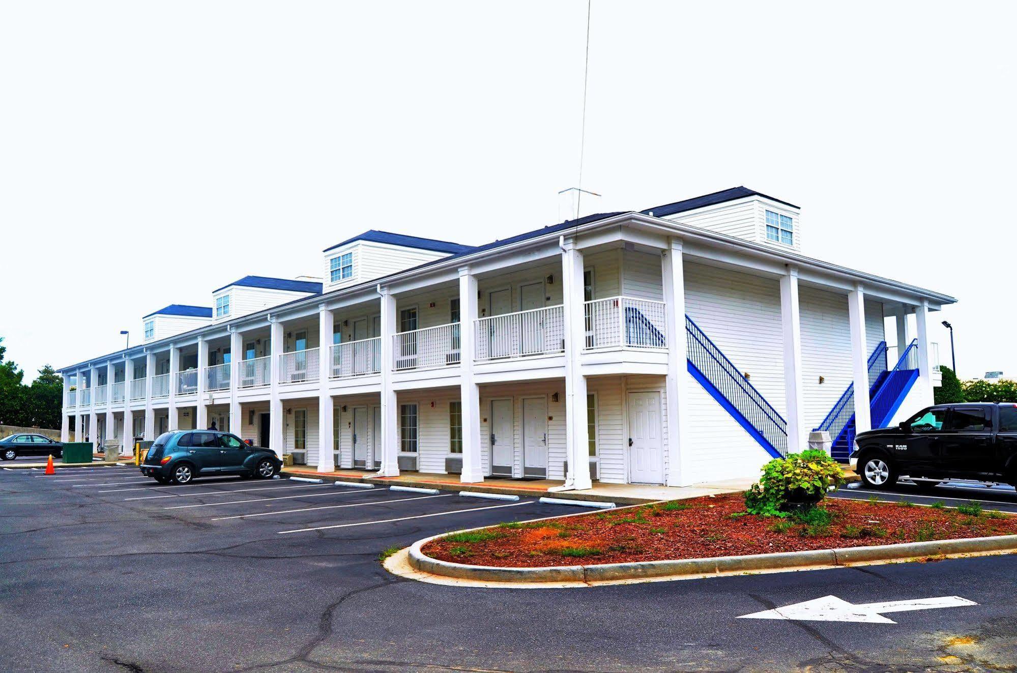 Baymont By Wyndham Valdosta At Valdosta Mall Εξωτερικό φωτογραφία