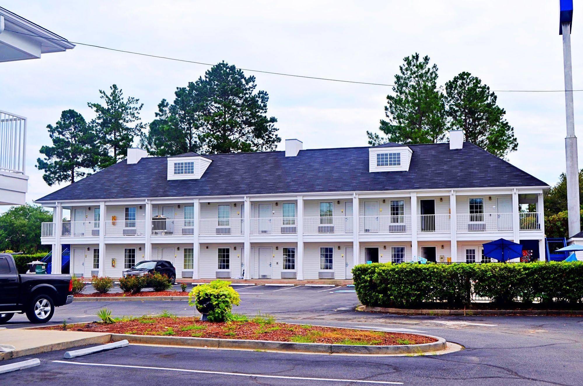Baymont By Wyndham Valdosta At Valdosta Mall Εξωτερικό φωτογραφία